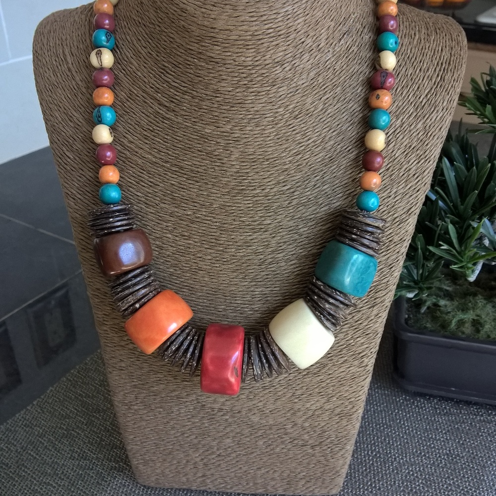 TAGUA  and ACAI NUT NECKLACE NEW